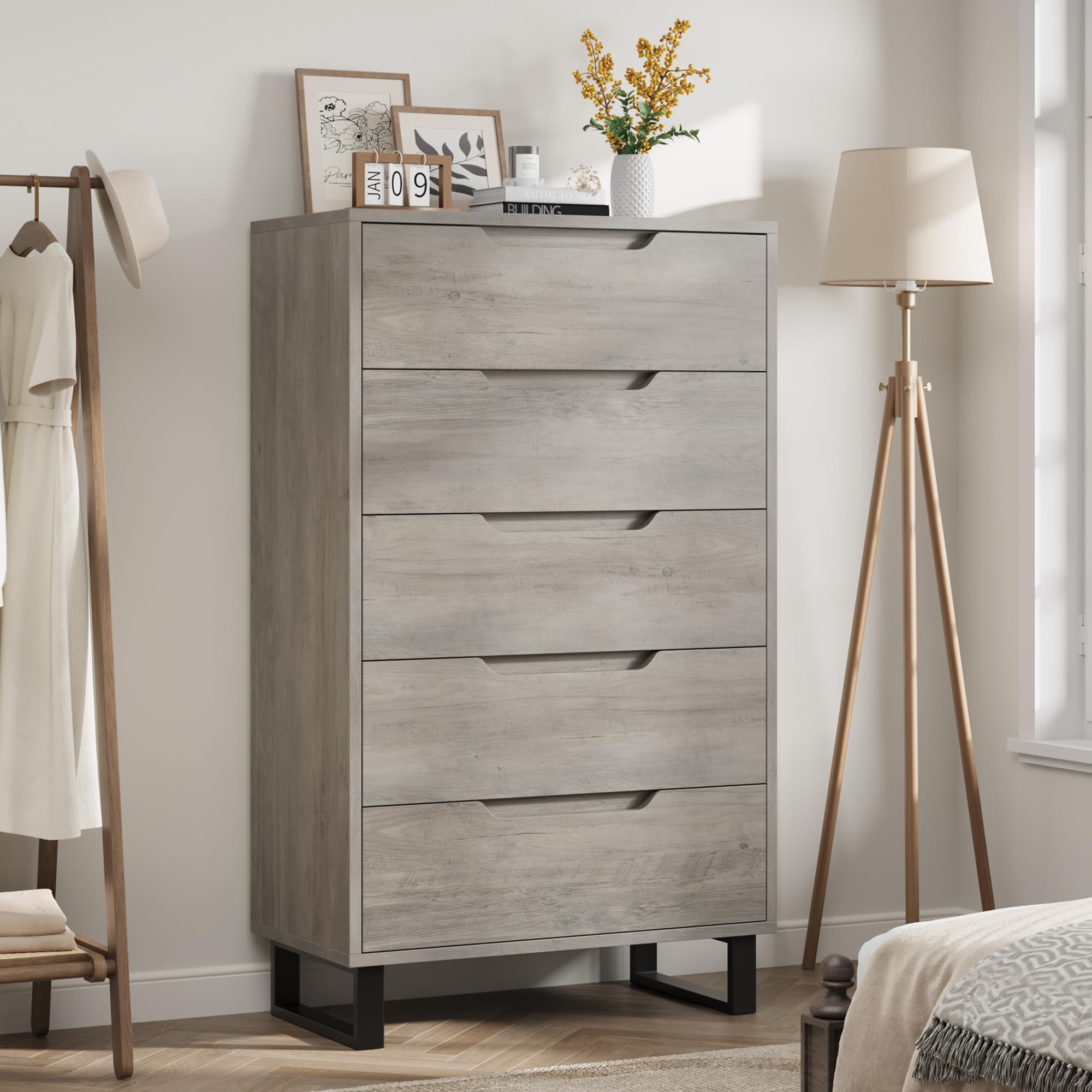 Garvee 5-Drawer Wooden Tall Dresser - Versatile Storage Solution