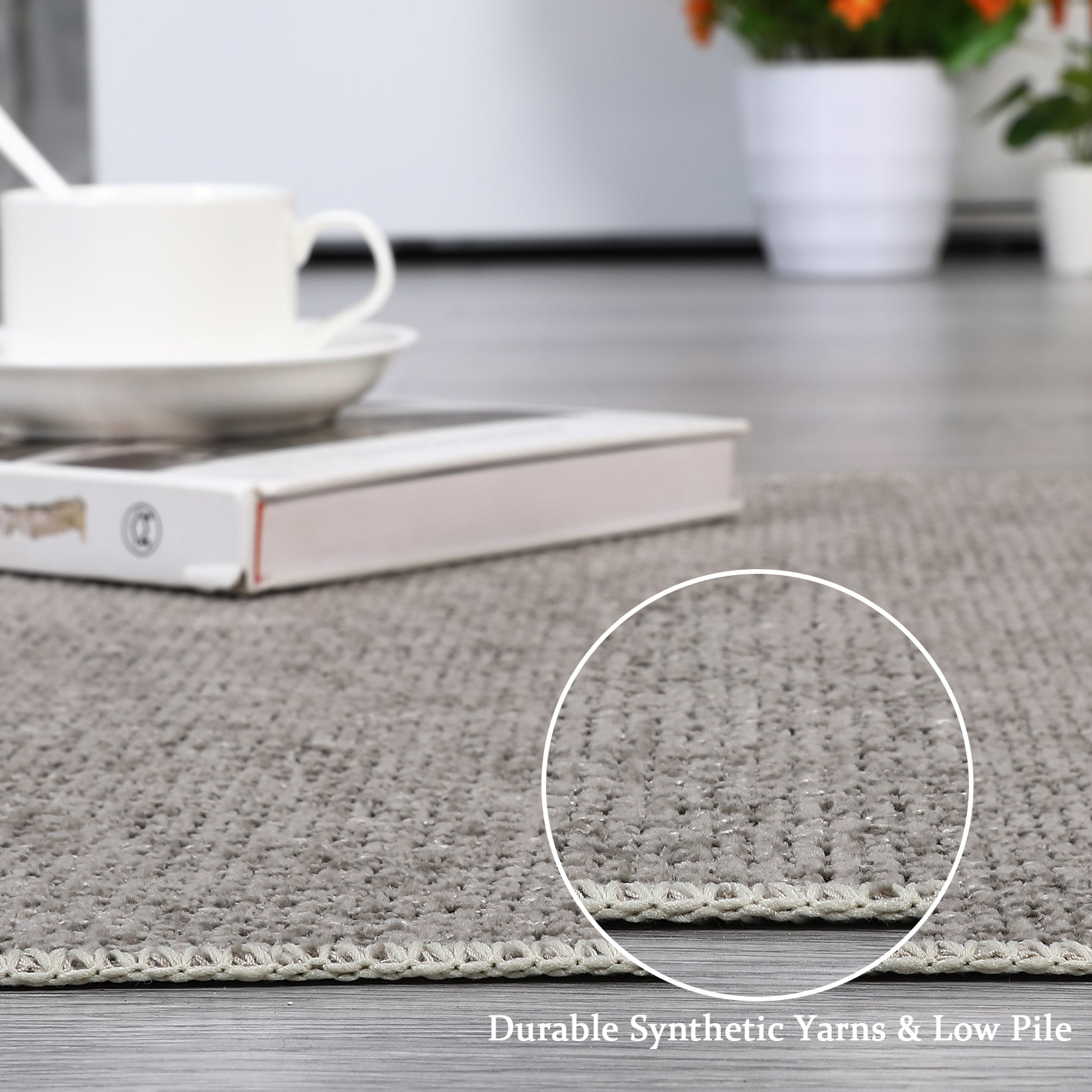 Garvee Area Rug 2x3 Modern Solid Small Washable Rug Chenille Front Door Doormat Indoor Foldable Floor Cover Entryway Door Mat Boho Non-Slip Welcome Mat for Living Room Bedroom Bedside Khaki