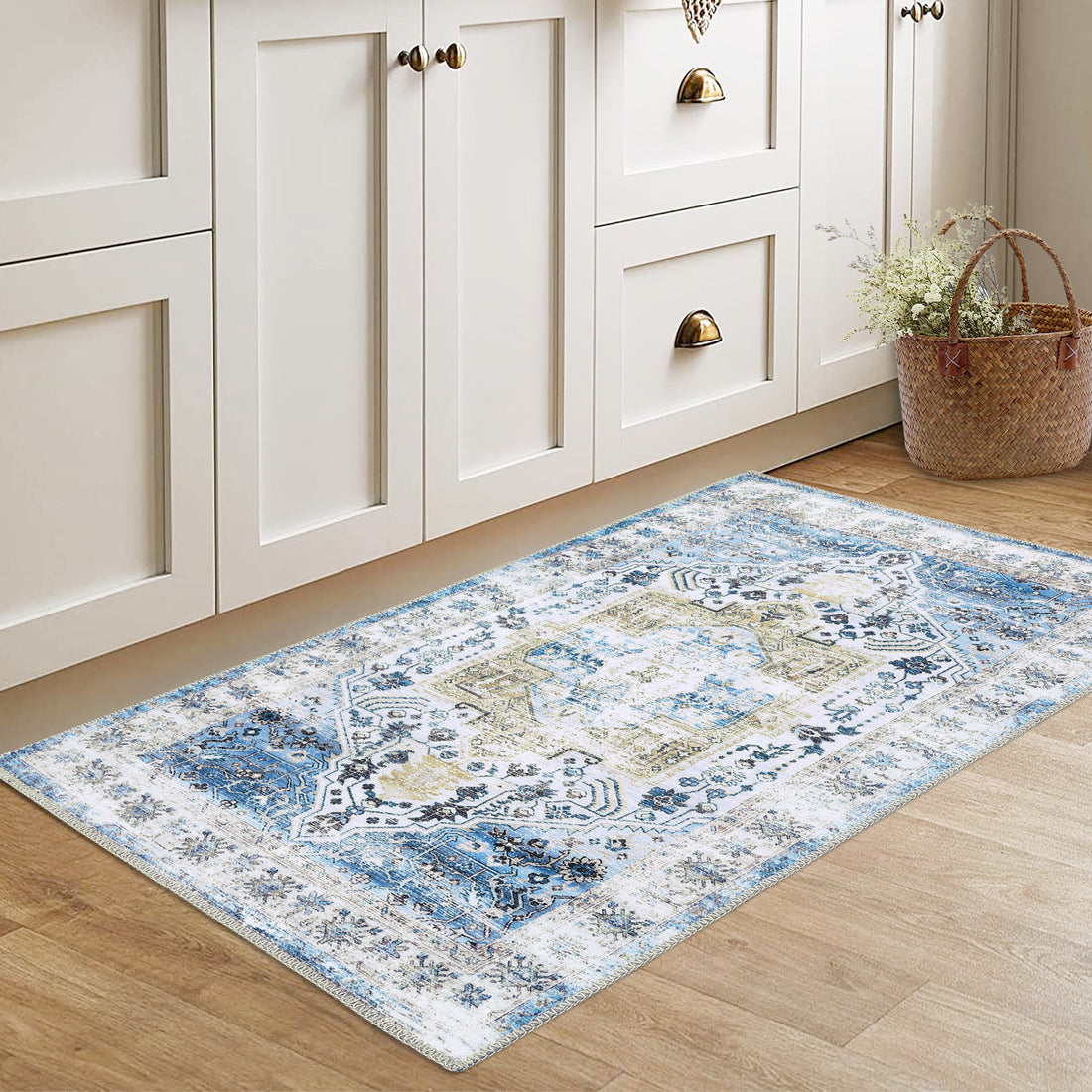 Garvee Area Rug 2x3 Machine Washable Rug Blue Vintage Distressed Area Rugs Indoor Floor Cover Carpet Rug Soft Velvet Mat Foldable Accent Rug for Living Room Bedroom, 2'x3', Blue