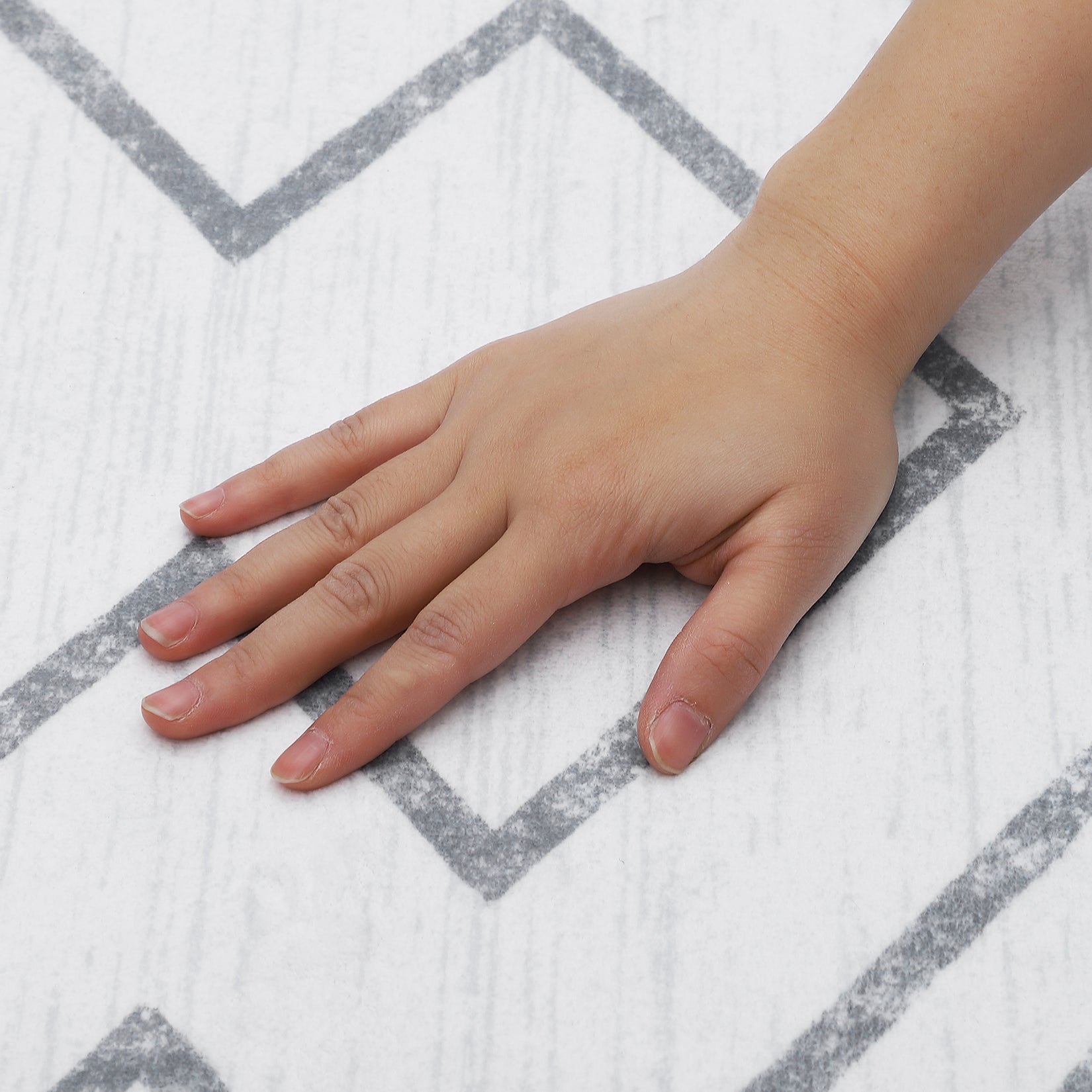 Garvee Modern Geometric Washable Rug Soft Thin Non Slip Indoor Carpet Blue 4x6 - Grey