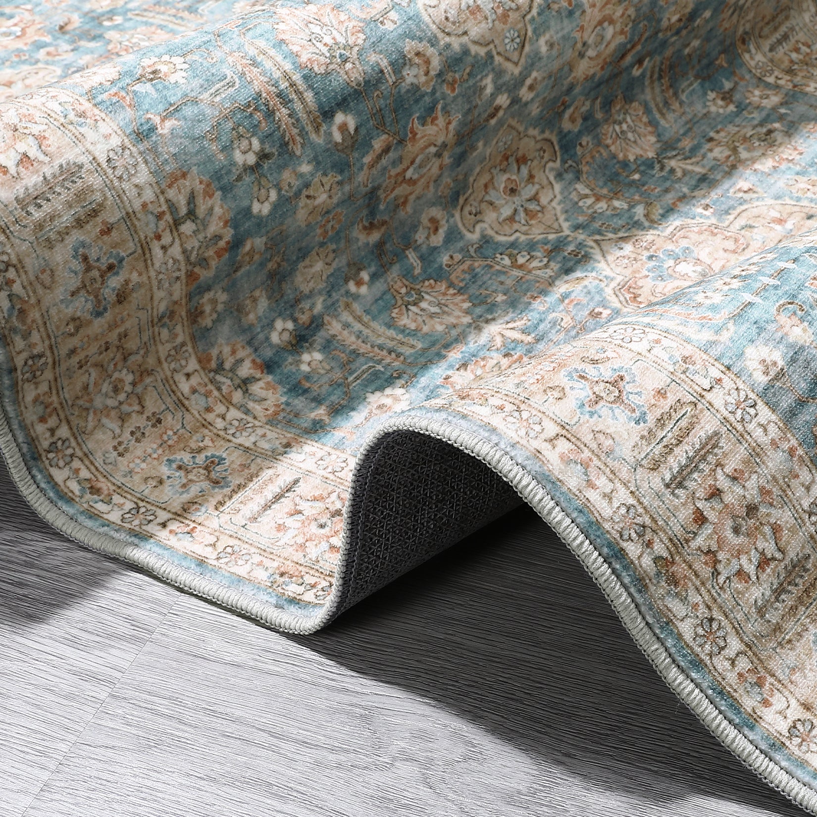 Garvee Area Rug 2x3 Washable Rug Vintage Medallion Doormat Boho Floral Accent Rug Indoor Entrance Kitchen Mat Soft Low Pile Front Door Mat Non-Slip Non-Shedding Small Rug for Bedroom Nursery