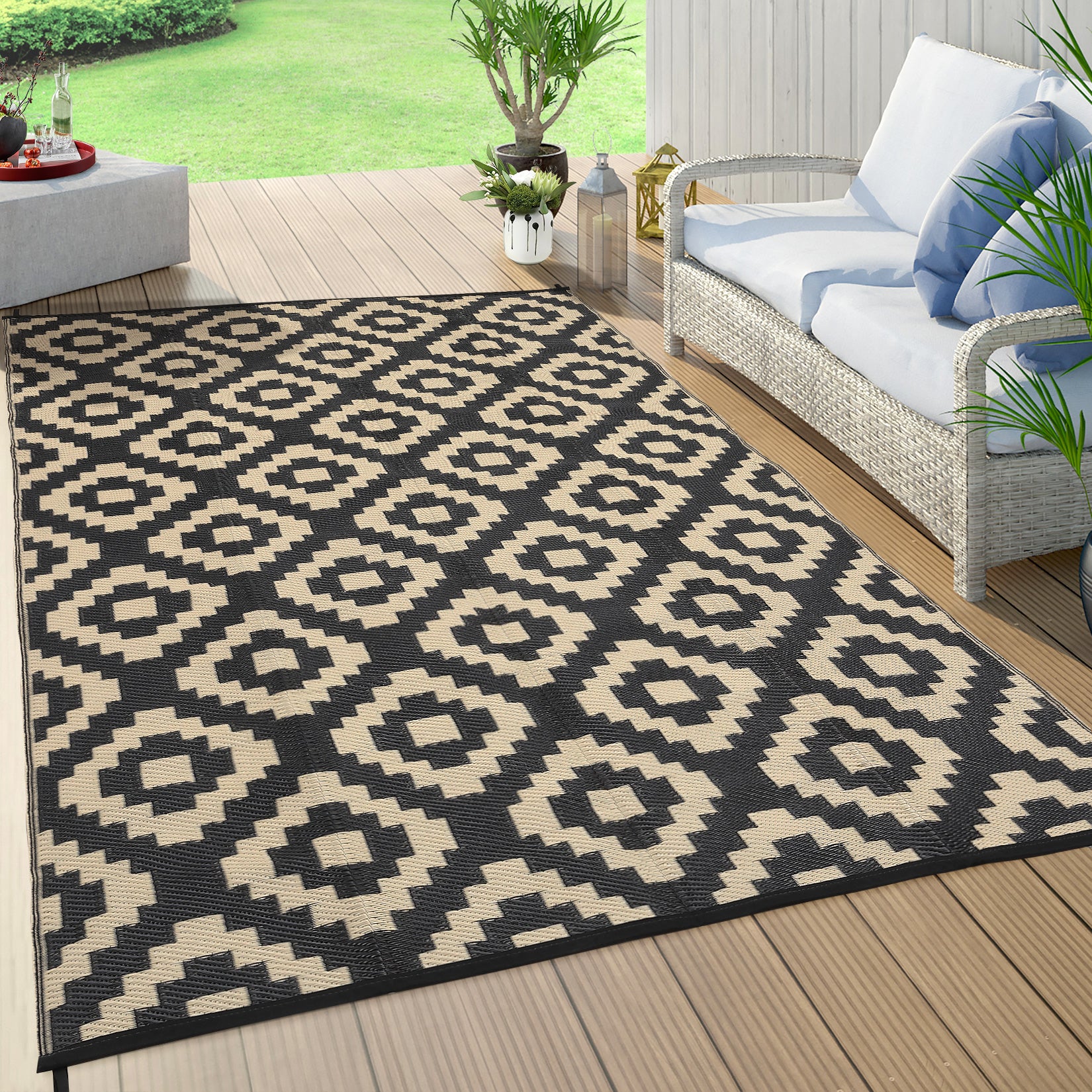 10'x20' Waterproof Outdoor Rug, Reversible Plastic Straw Mat For Patio, RV, Deck, Beach & Camping