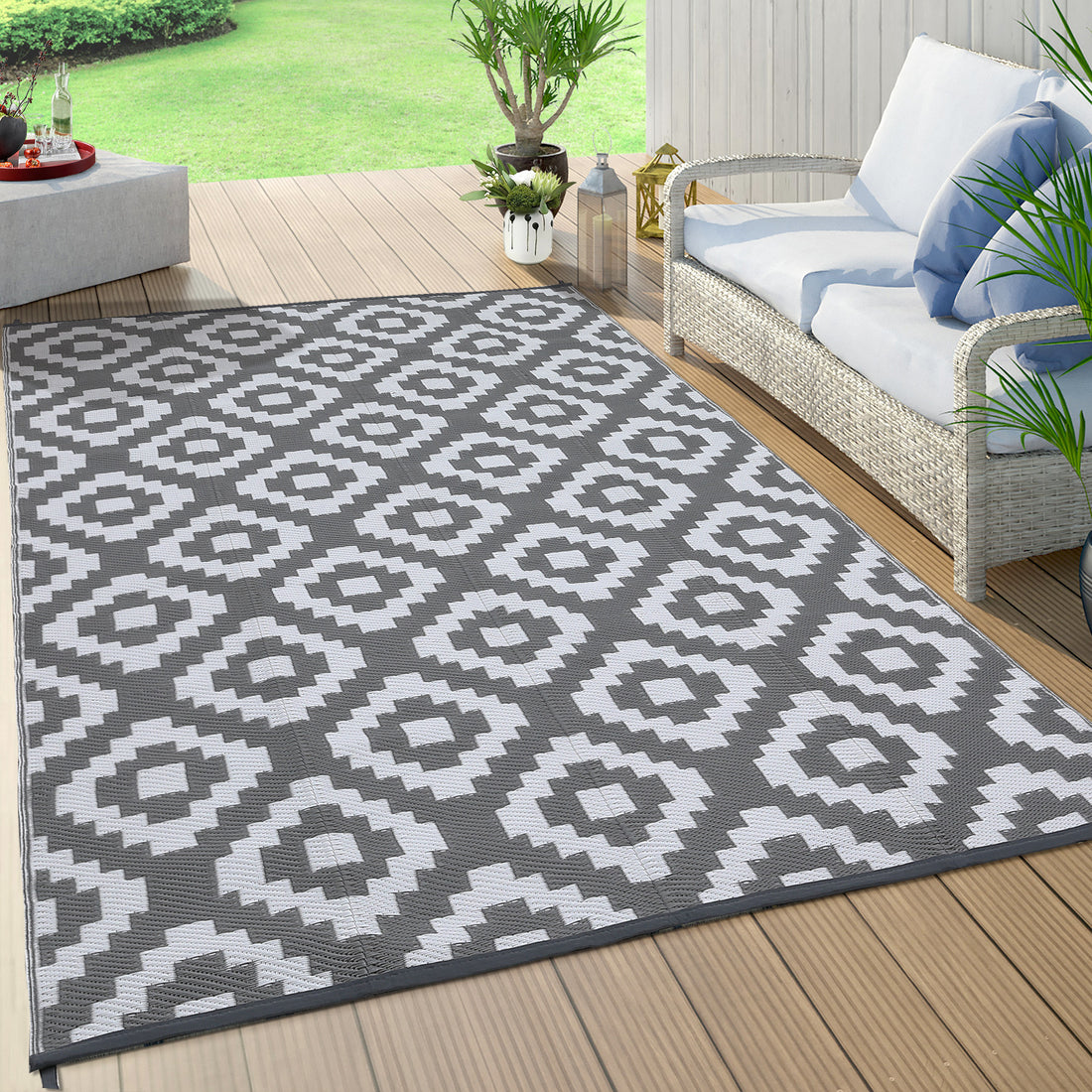 Garvee Outdoor Grey & White 9x18 Rug for Patios Waterproof Reversible Mats Plastic Straw Rug Modern Geometric Floor Mat for Patio Porch RV Backyard Pool Deck Picnic Beach Trailer Camping