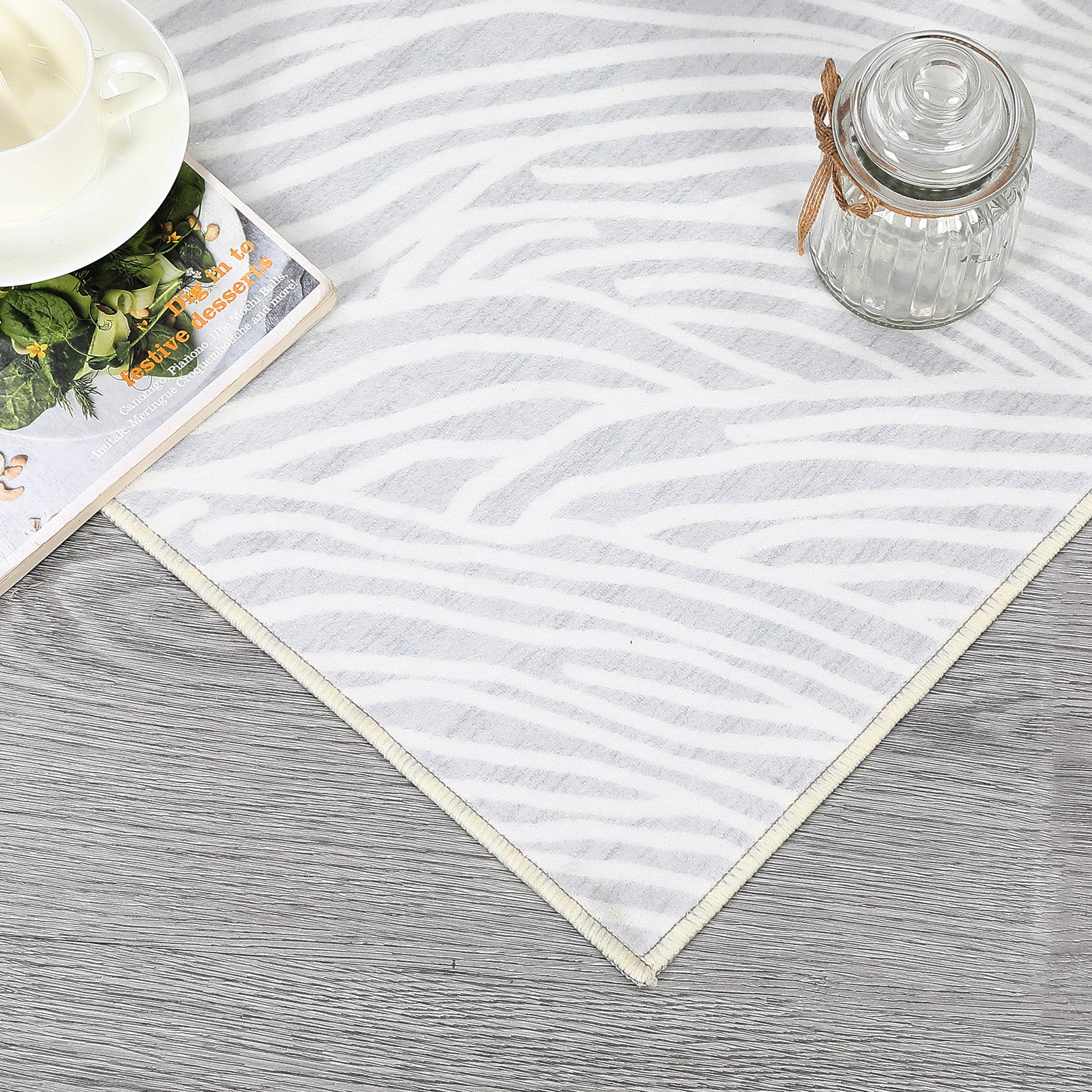 Garvee Modern Light Grey 9x12 Geometric Area Rug, Washable Non Slip Stain Resistant Carpet for Living Room Bedroom Office Dining