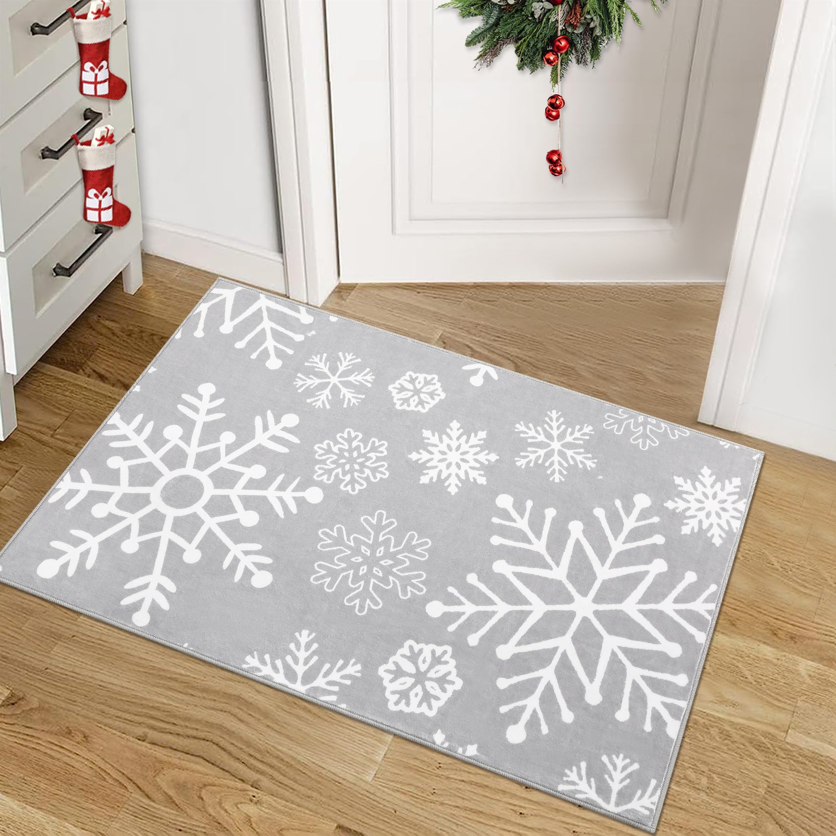 Garvee Christmas Door Mat 2x3 Mat Xmas Bathroom Rugs Non-Slip Kithcen Mat Washable Entryway Rug Small Dectorative Carpet Winter Doormat Rubber Back Snowflake Doormats for Indoor Outdoor 2'x3' Grey