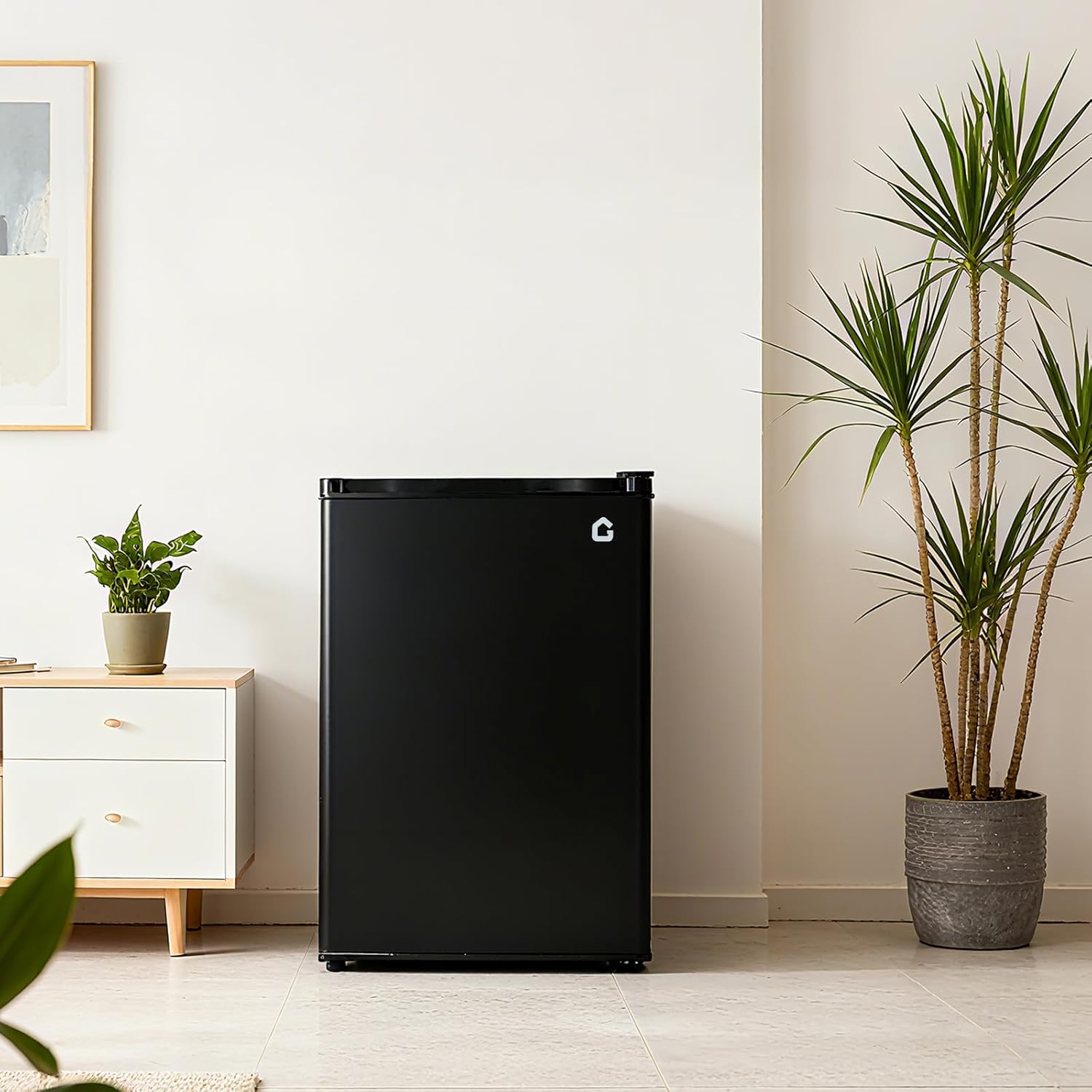 Garvee 4.5 Cu. Ft. Compact Refrigerator Single Door Mini Fridge Adjustable Shelves Dorm Office Kitchen Bedroom Bar Use Energy-Efficient Quiet Operation