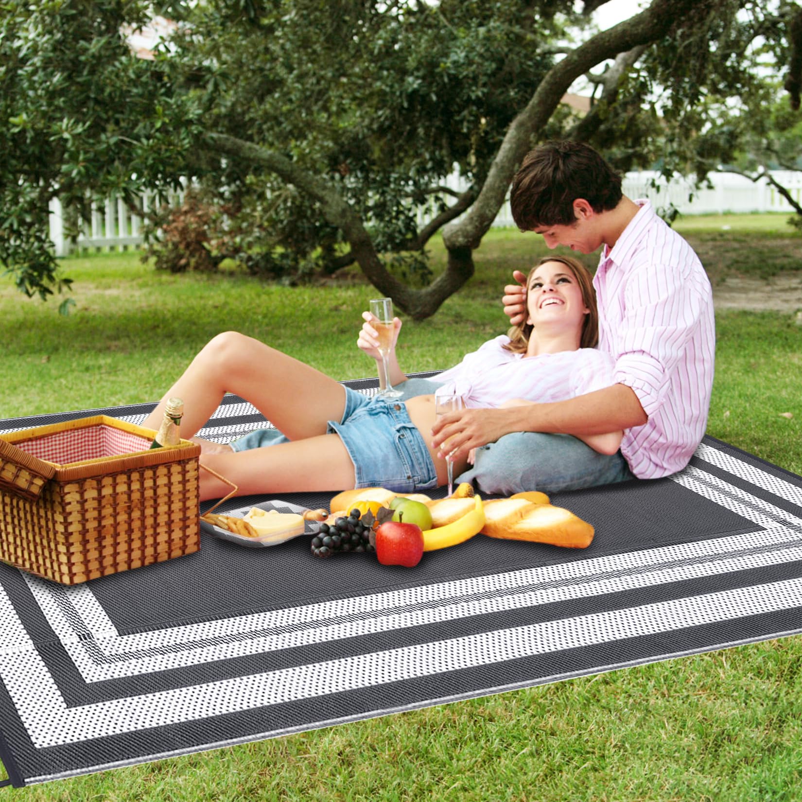 Garvee Outdoor Grey & White 8x10 Plastic Straw Rug, Waterproof Outdoor