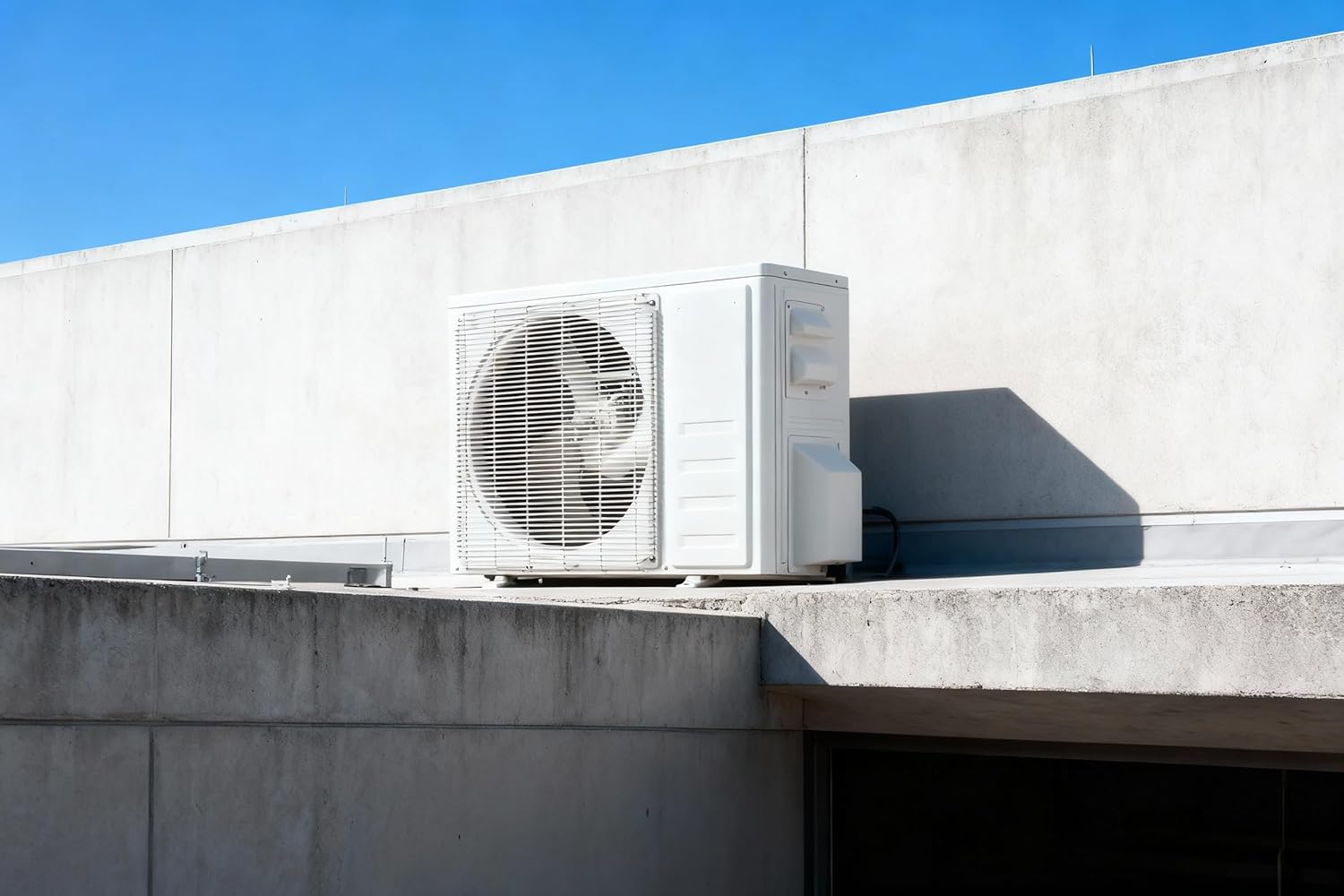Garvee 24000 BTU Ceiling Cassette Mini Split AC, 8-Way 360° Airflow, Remote Controller, Ductless Cooling&Heating Ceiling Air Conditioner, 208/230V, 25ft Kit