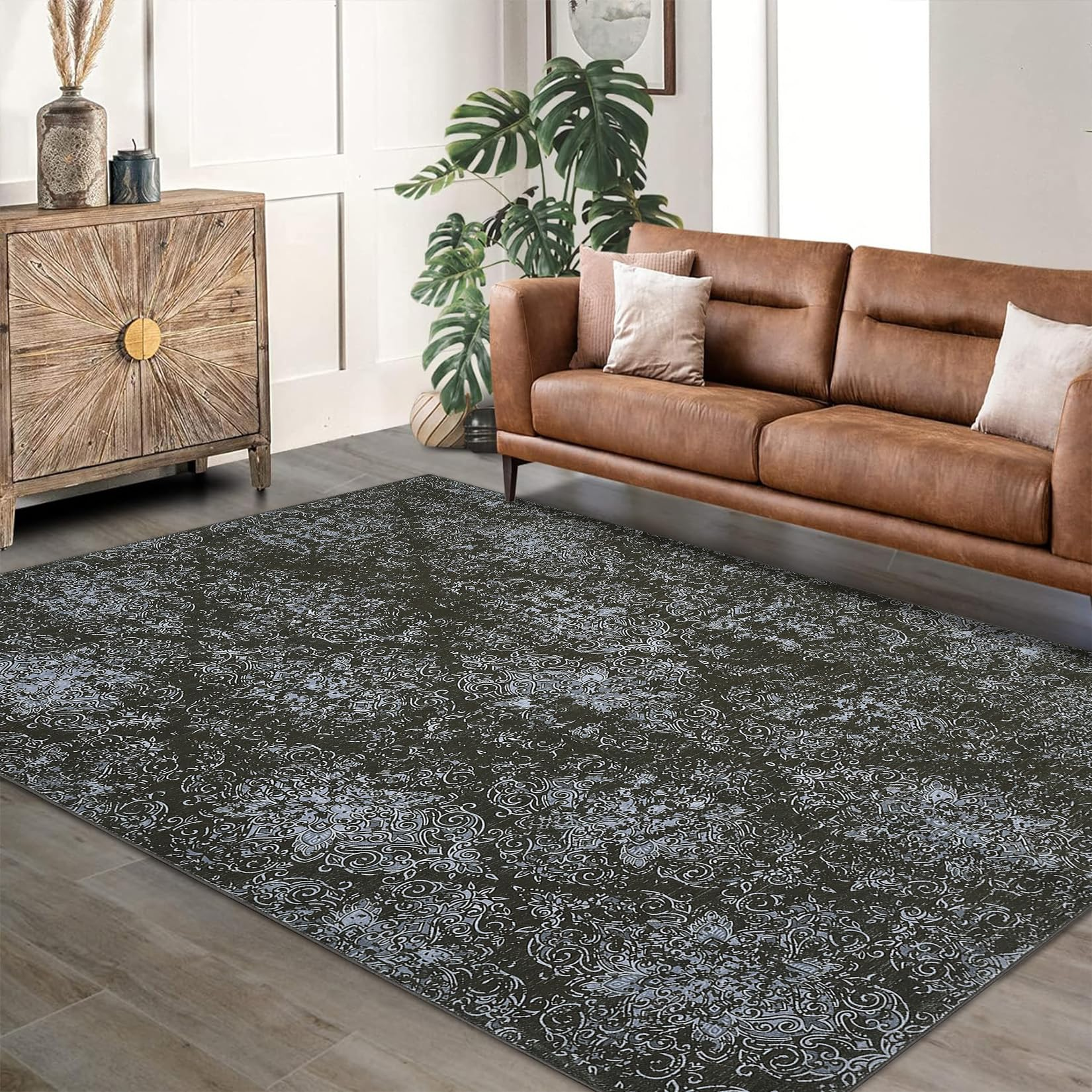 Garvee Bedroom Rug Washable Area Rug Non Slip Low Pile Boho Floral Small Carpet for Bedroom Bedside Soft Paisley Design 0.3 Inch Thickness