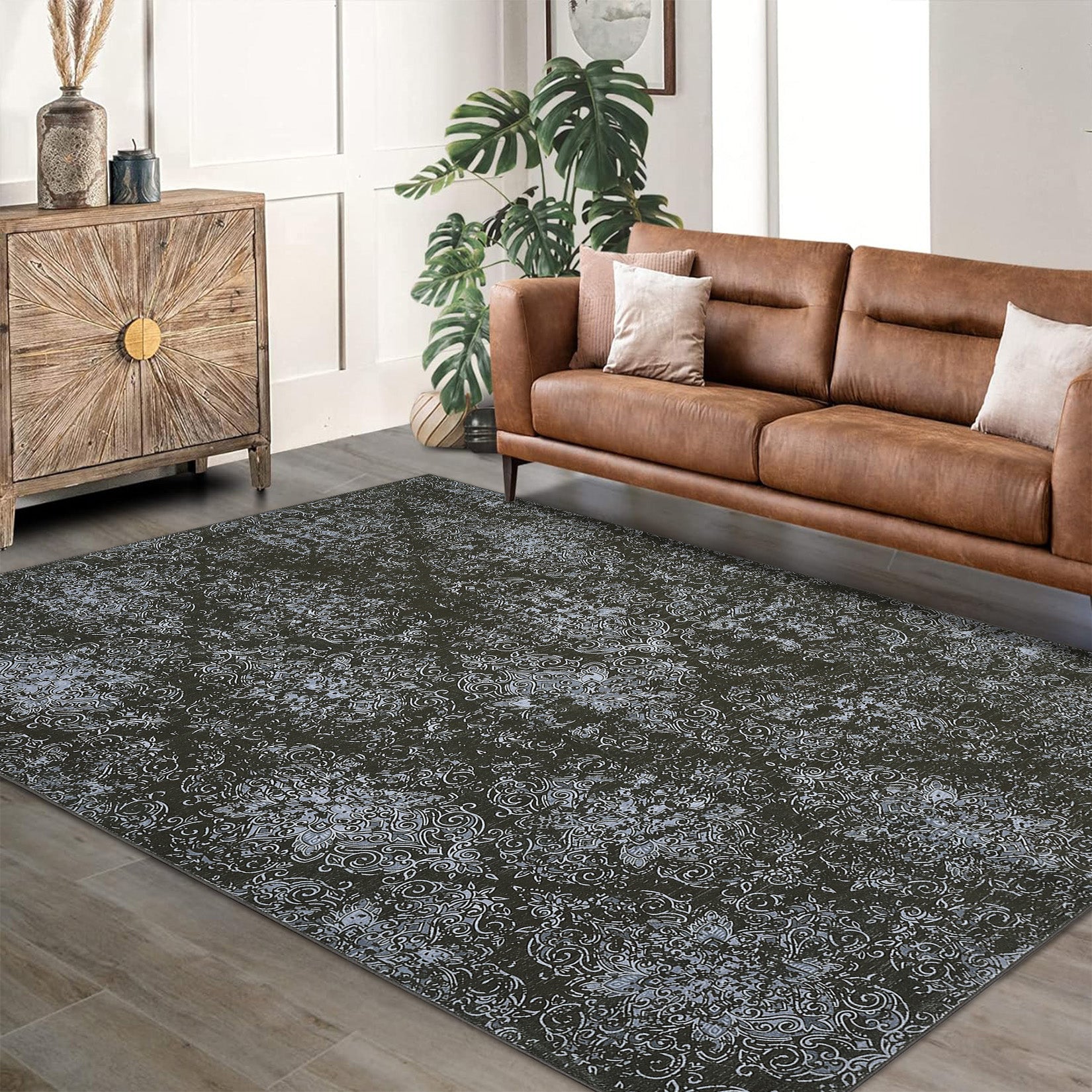 Garvee Bedroom Rug Washable Area Rug Non Slip Low Pile Boho Floral Small Carpet for Bedroom Bedside Soft Paisley Design