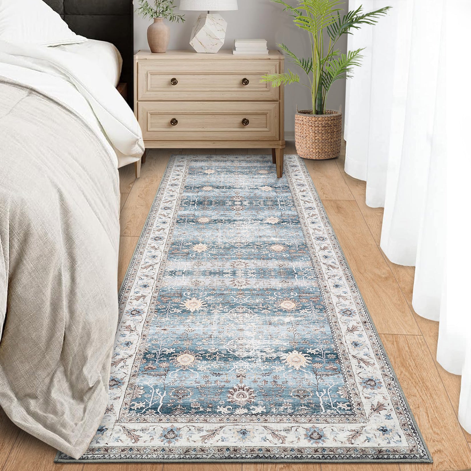 Garvee Washable Runner Rug Floral Accent Non-Shedding Low Pile Carpet 2x6 Green