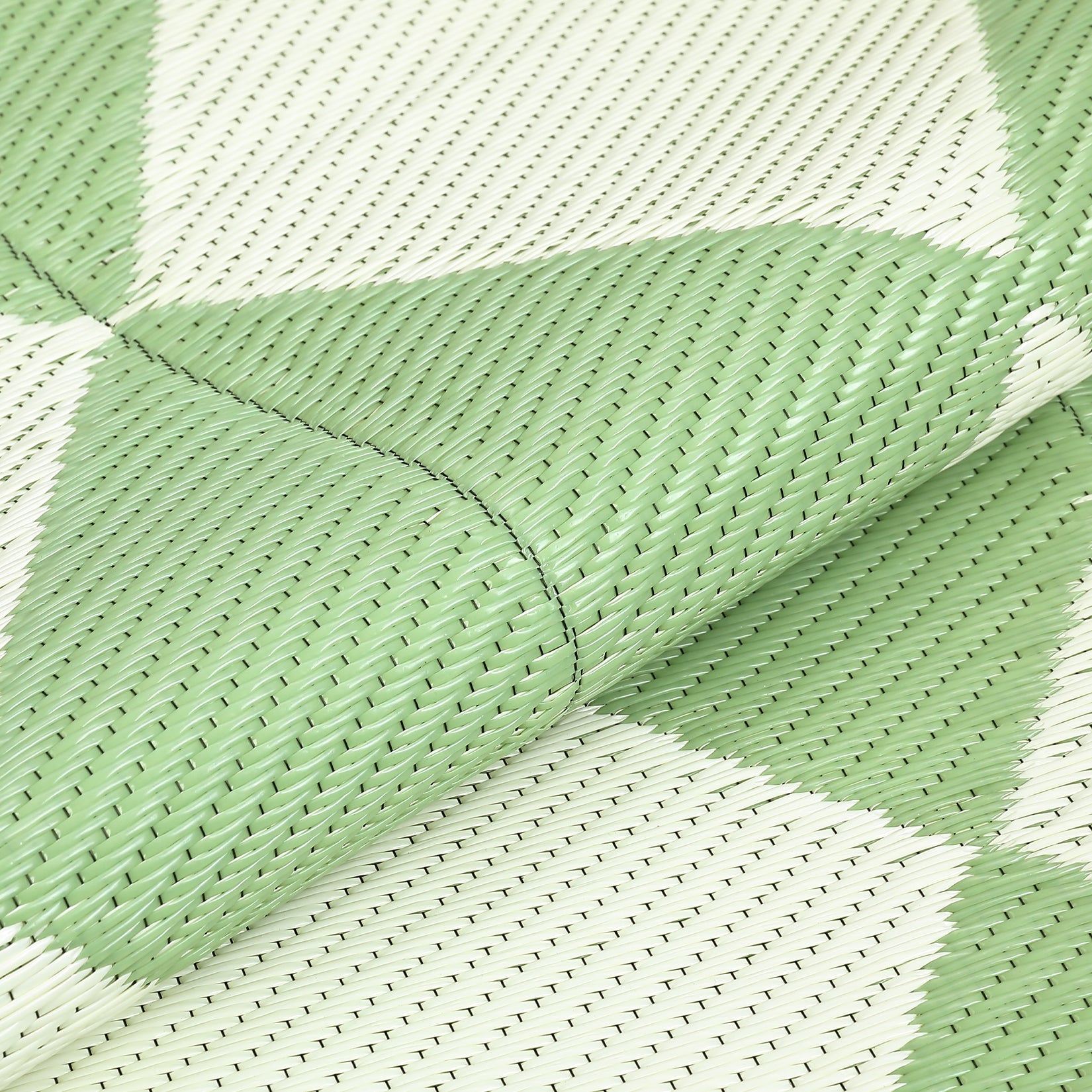 Garvee Outdoor Rug 10x14 Large Plastic Straw Rug Waterproof Reversible Portable Camping Rug Green Diamond for Patio Porch Balcony