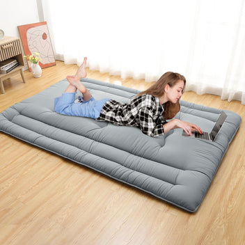 Garvee Futon Mattress Full Size, Foldable Sleeping Mattress Tatami Mattress for Adults, Roll Up Japanese Style Floor Bed Dormitory Floor Mattress for Rv Travel Camping, Light Grey