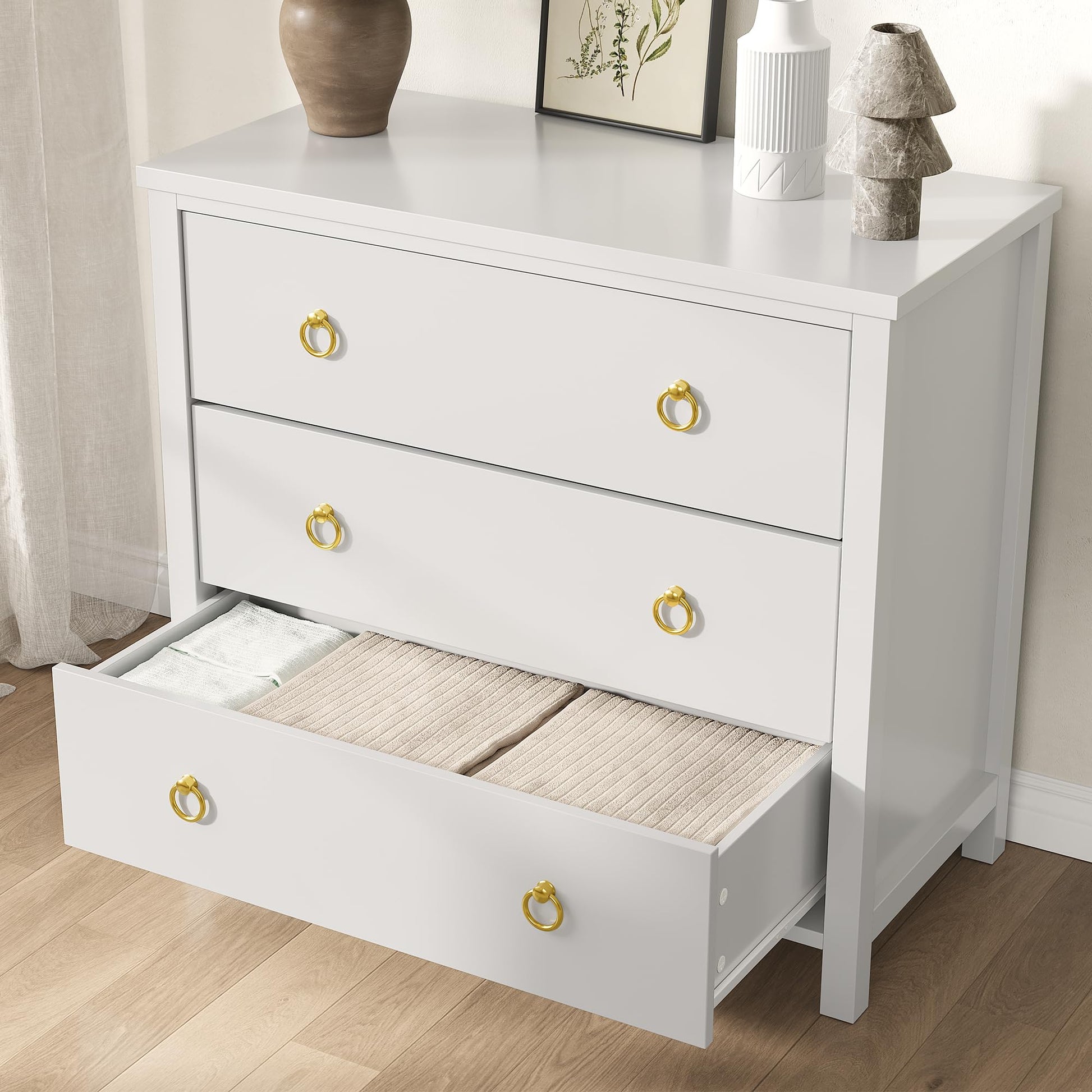 Garvee 3 Dresser for Bedroom, 29" Tall Dresser, Modern Tall Drawer Dresser with Storage, Wooden Closet Dressers Chest of Drawers Freestanding for Bedroom, Nursery, Living Room, White