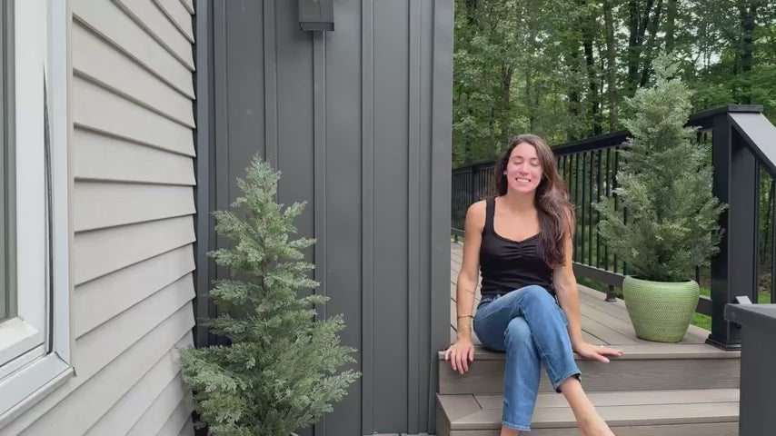 Garvee 4ft Artificial Topiary Trees, Outdoor Artificial Cedar Tree Set of 2, UV Resistant Faux Cedar, Fake Evergreen Pine for Porch, Garden, Indoor