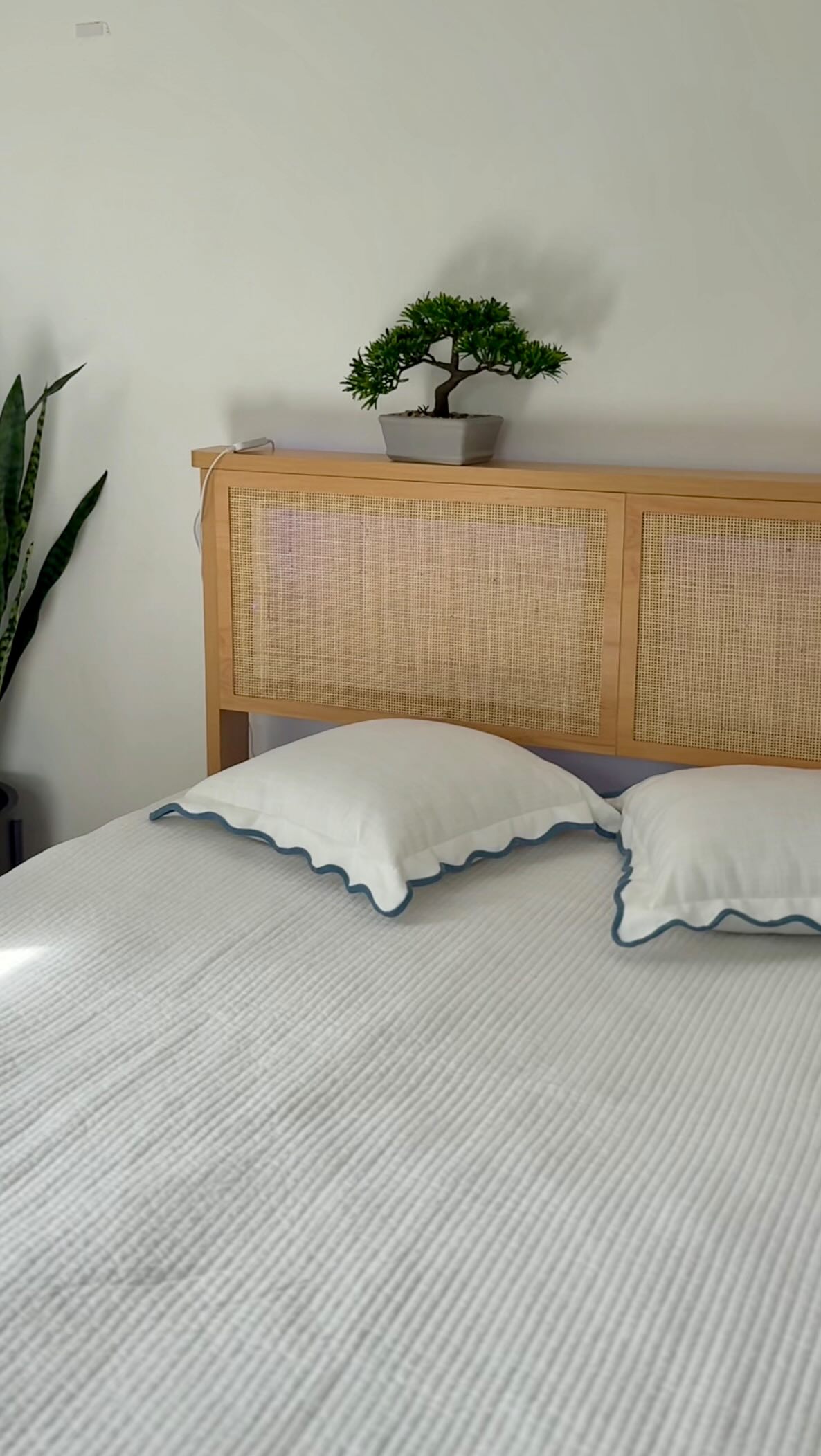 Garvee Full Bed Frame with Natural Rattan Headboard, LED Lights & Wooden Support Legs, No Box Spring Needed, Easy Assembly, Modern Design