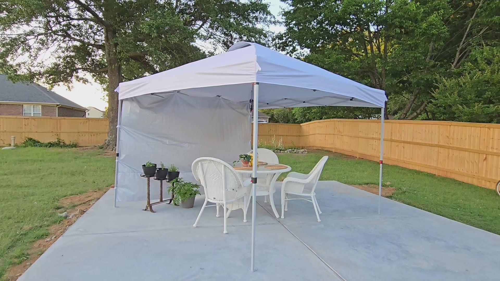 Garvee 10'x10' Commercial Pop-Up Canopy Portable Outdoor Tent with 1 Sidewall, 4 Stakes, Ropes, Weight Bags & Wheel Bag, White