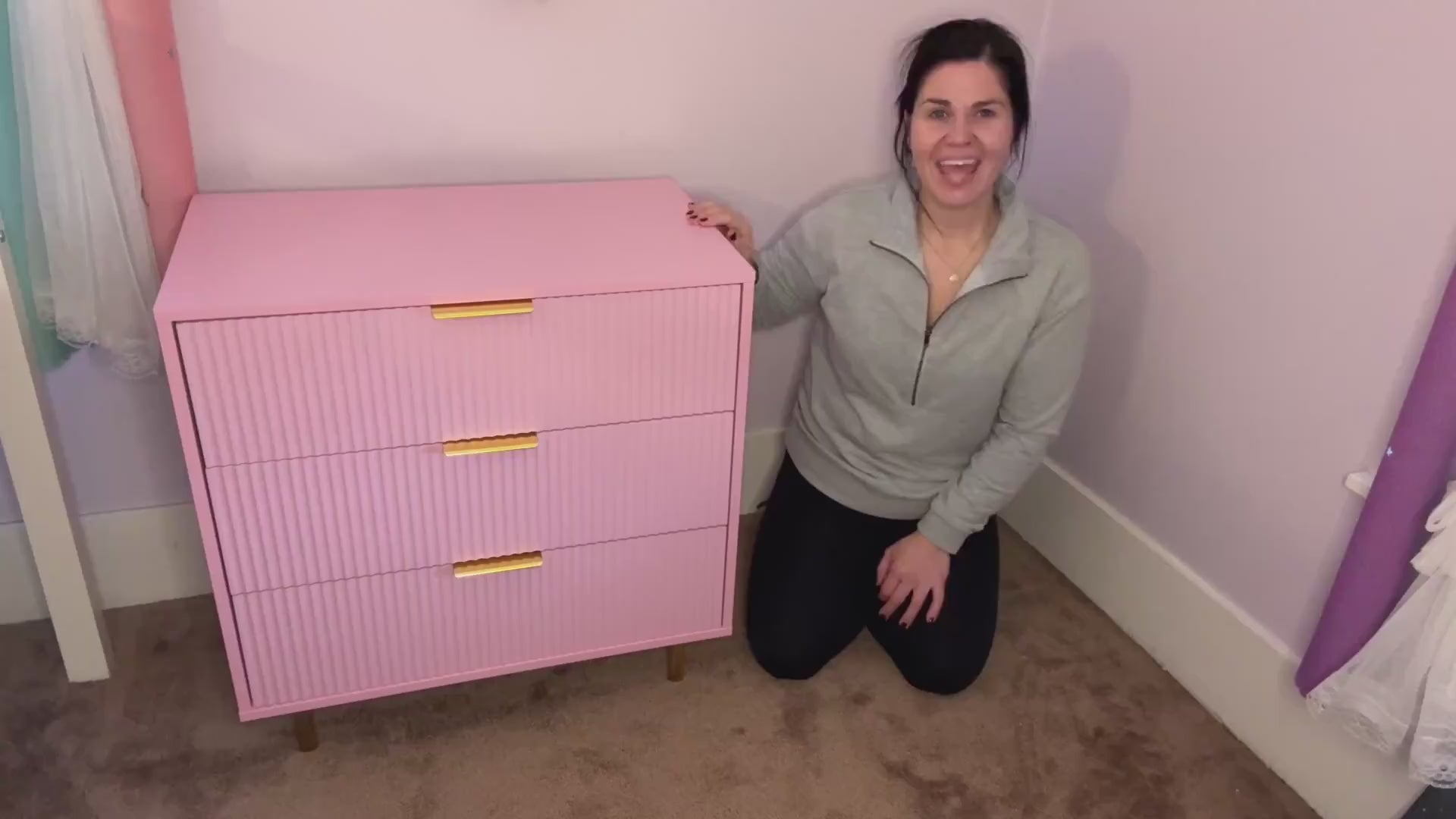 Garvee Pink Dresser, Modern 3 Drawer Dresser for Bedroom with Gold Handle and Large Drawer, Wood Double Chest of Drawers and Storage Organizer for Living Room, Hallway, Entryway