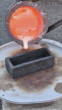 Garvee 26 lbs / 12 KG Propane Melting Furnace Kit - 2370°F Metal Foundry Furnace with Crucible and Tong, Large-Capacity Melter for Copper, Silver, Aluminum, and Gold, Ideal for Beginners